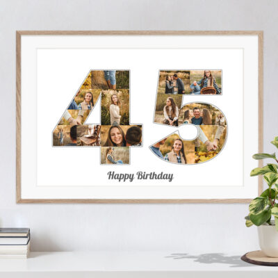 Kreative Idee für ein Fotocollage Geschenk als Zahl 45 zum Geburtstag auf weissem Hintergrund in hellem Holzrahmen an einer Wand hängend über einer Kommode auf der eine Pflanze und Bücher stehen