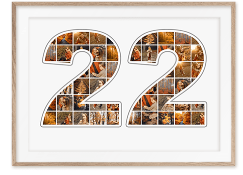 Ziffer 22 Collage mit Fotos als tolles Geschenk zum Geburtstag mit vielen Bildern auf weissem Hintergrund in sandfarbenem Holzrahmen
