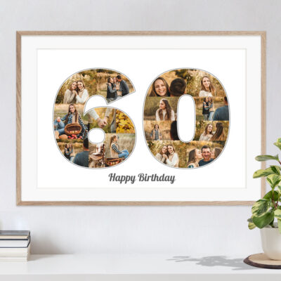 Zahlencollage 60 als Fotogeschenk zum Geburtstag mit wenigen Bildern auf weissem Hintergrund hell eingerahmt hängend über Kommode mit Pflanzen und Büchern