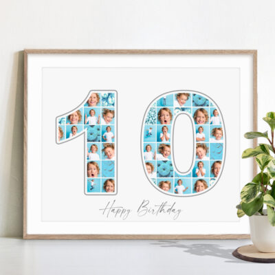 Geschenke Collage mit Zahl 10 als einmaliges Geburtstagsgeschenk für Jungs mit individuellen Bildern und weissem Hintergrund in hellem Holzrahmen angelehnt an weisse Wand neben einer Pflanze