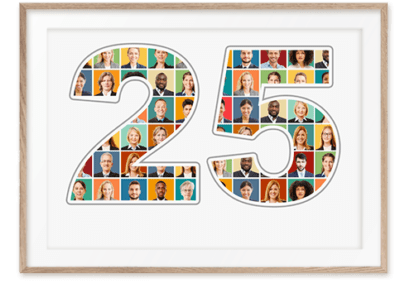Individuelle Zahlencollage 25 zum Firmenjubiläum mit Mitarbeiter-Bildern auf Leinwand in weiß mit hellem Rahmen